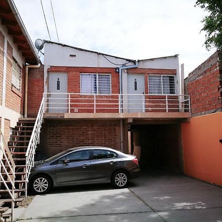 Departamentos Las Araucarias- 2 A 5 Personas Con Estacionamiento Neuquén Exterior photo